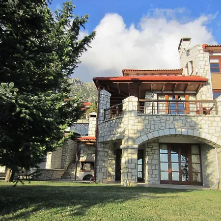 Sky Shades Villa Arachova