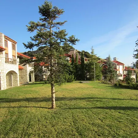 Sky Shades Villa Arachova