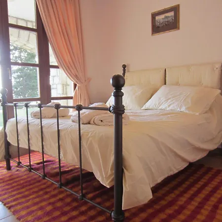 Sky Shades Villa Arachova